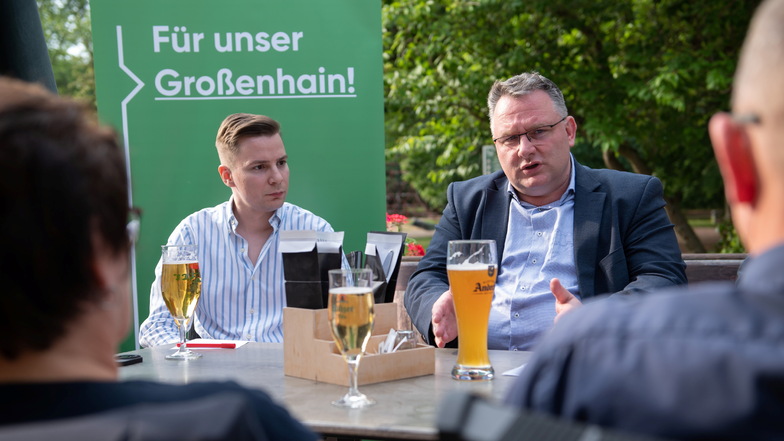 Christian Hartmann (re.) ist seit 2019 Fraktionschef der Christdemokraten im Sächsischen Landtag. Johannes F. Fiolka und der Stadtverband der Partei hatten ihn zum Bockbierfest am Donnerstag eingeladen.