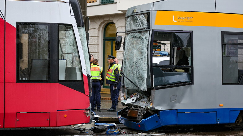 Viele Verletzte bei Straßenbahnunfall in Leipzig