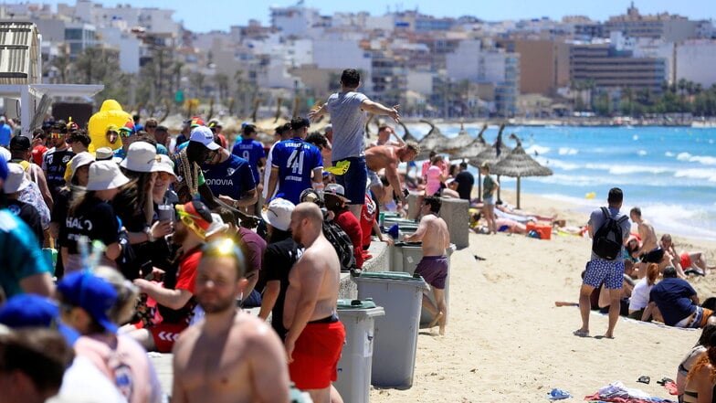 Deutscher Tourist bei mutmaßlichem Balkonsturz auf Mallorca gestorben