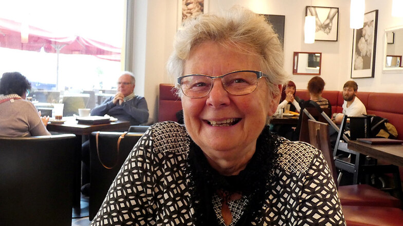 Ihren Ruhestand genießt Angelika Meischner auf vielen Reisen und steht doch immer als Helfer zur Seite.