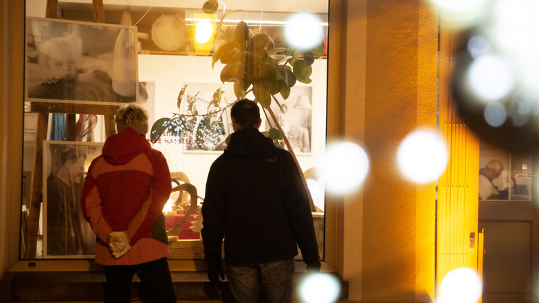 Die Einkaufsnacht mit Hobbymeile in Kamenz verspricht eine unvergessliche Nacht voller Überraschungen, Kunst und Shopping-Vergnügen. Kommen Sie und erleben Sie es selbst!