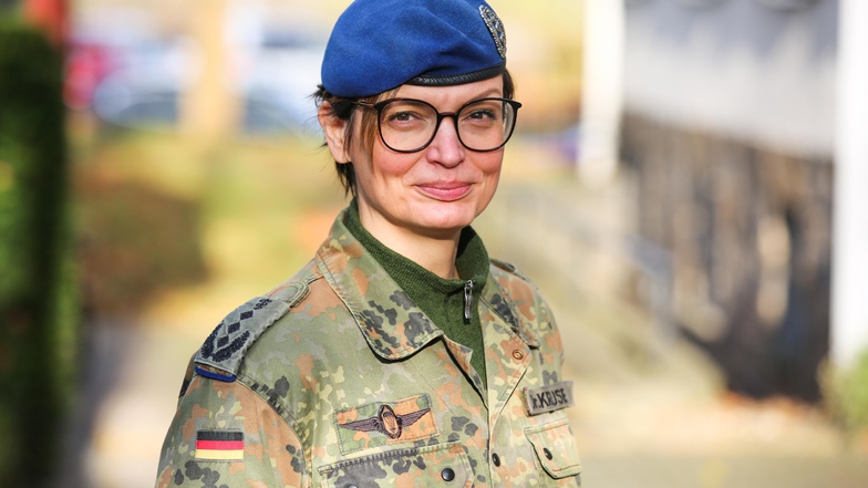 Dr. Stephanie Krause am Städtischen Klinikum Görlitz. In Magdeburg hat sie Medizin studiert und ist seit Ende der 90er-Jahre bei der Bundeswehr - und jetzt Oberstärztin.