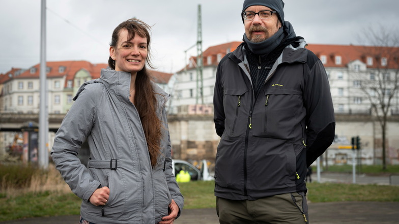 Louise Hummel-Schröter und Ronny Geißler wünschen sich böllerfreie Bereiche in der Stadt, zum Beispiel an den Elbwiesen oder in dicht bewohnten Gebieten.