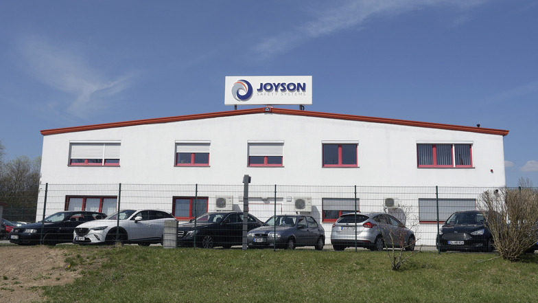Das Joyson-Werk in Mockritz, aufgenommen im April 2018.