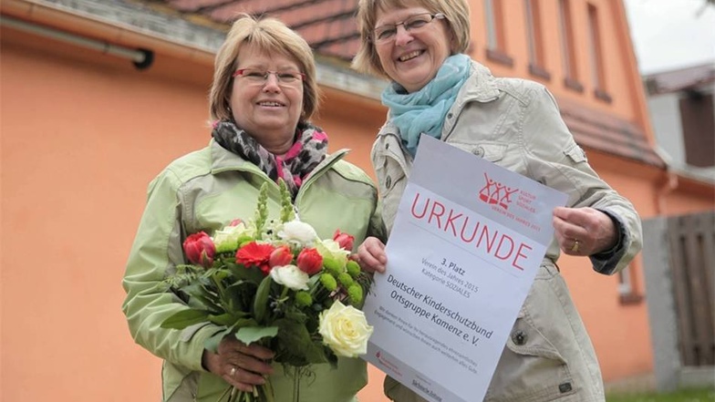 Vereinspreis   Einen 3. Preis und 1&nbsp;000 Euro Preisgeld nahm der Kinderschutzbund Kamenz im April im Sparkassenwettbewerb „Verein des Jahres 2015“ entgegen. Die Chefinnen freuten sich.