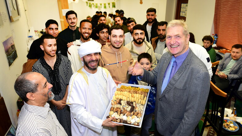 Zittaus Muslime feiern Ende des Ramadan mit Zuckerfest - und empfangen Gäste