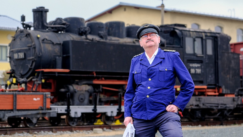 Die schicken weißen Handschuhe trug Volker Harz auch auf seiner letzten Fahrt Ende März.