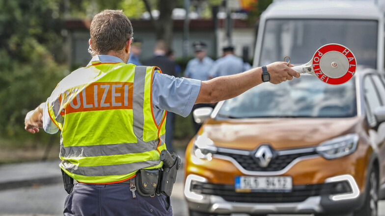 In der Grenzregion darf die Polizei auch verdachtsunabhängige Kontrollen vornehmen. Dabei können Personen auch mehrfach überprüft werden, wie ein Fall aus Zittau zeigt.