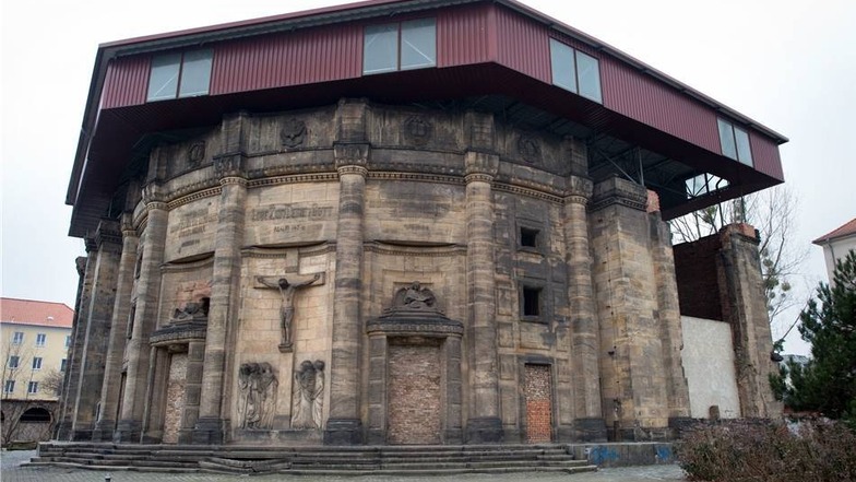 Die ehemalige Zionskirche ist heute das Lapidarium der Landeshauptstadt Dresden. Die 1912 geweihte Kirche war in der Bombennacht vom 13. auf den 14. Februar 1945 bis auf die Grundmauern ausgebrannt.