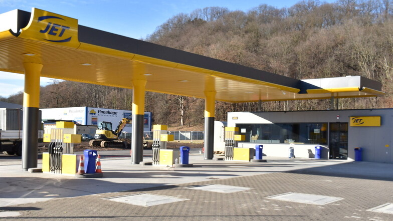 Freital: Neue Tankstelle öffnet