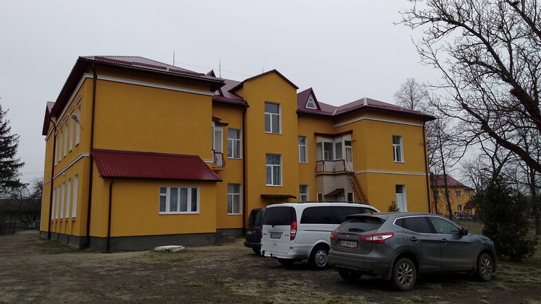 Schön geworden: das Kinderheim in Krakovets in der West-Ukraine nach der Sanierung. Doch jetzt könnte der Krieg die Versorgung des Heims gefährden.