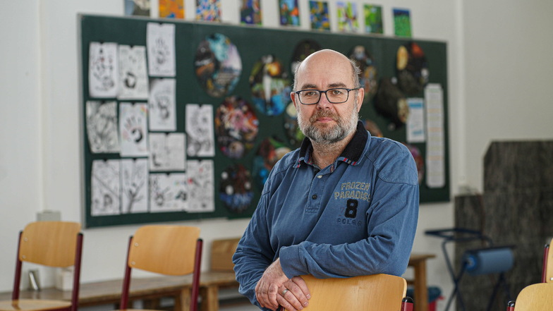 Uwe Steglich leitet die Fachoberschule für Gestaltung an der Steinmetzschule in Demitz-Thumitz. Für den 27. Februar hat er zum Bewerbertag geladen.