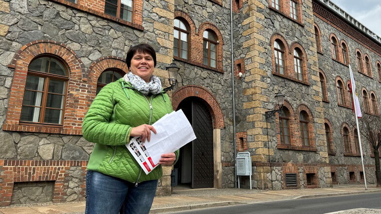 Wenn FDP-Vorsitzende Kristin Schütz wissen will, wie viele Unterstützerunterschriften sie noch braucht, muss sie selbst zum Bürgerbüro in Görlitz laufen.