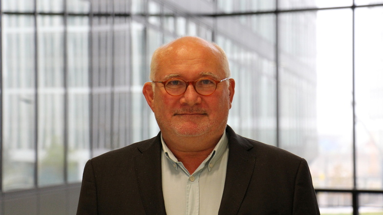 Professor Thomas Krüger ist der Gastredner beim Dresdner Handelsforum. Er leitet seit 2000 das Arbeitsgebiet Projektentwicklung und Projektmanagement im Fachbereich Stadtplanung an der Hafen-City-Universität Hamburg.