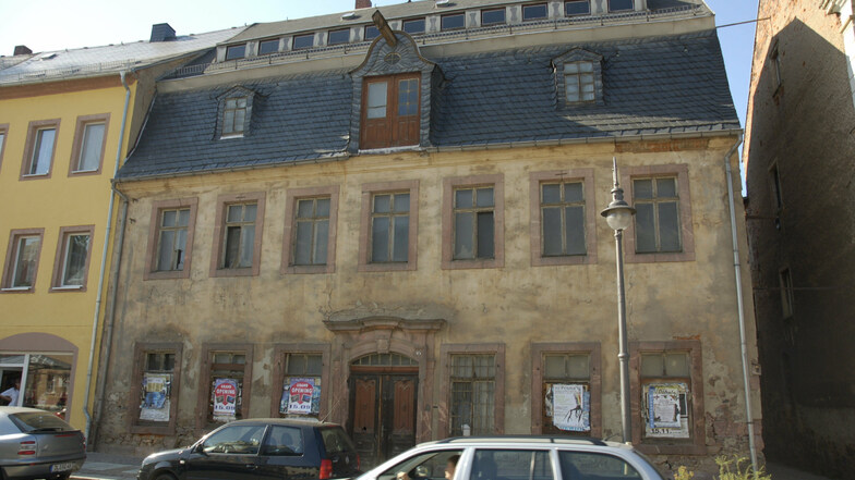 Die Stadt ersteigerte das Napoleonhaus im September 2010.
