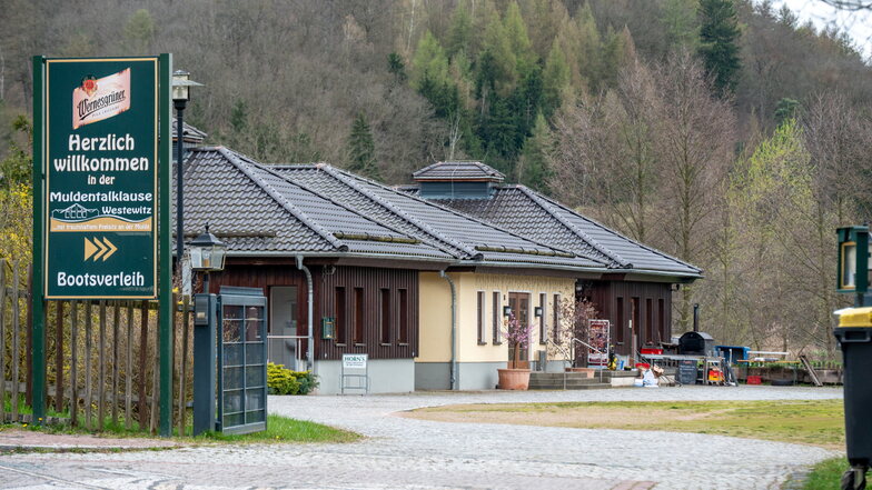 Zurzeit ist die Muldentalklause in Westewitz geschlossen. Sie kann aber für private Feiern genutzt werden.