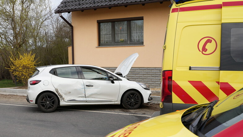 In Milkel hat sich am Freitagvormittag ein Unfall ereignet, bei dem eine Autofahrerin verletzt wurde.