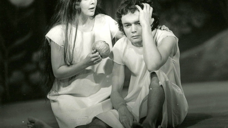 Hannelore Koch in "Adam und Eva" von Peter Hacks, Uraufführung 1973 am Staatsschauspiel Dresden.