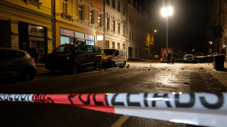 Im Januar 2019 explodierte vor dem Parteibüro der AfD in Döbeln eine Kugelbombe.