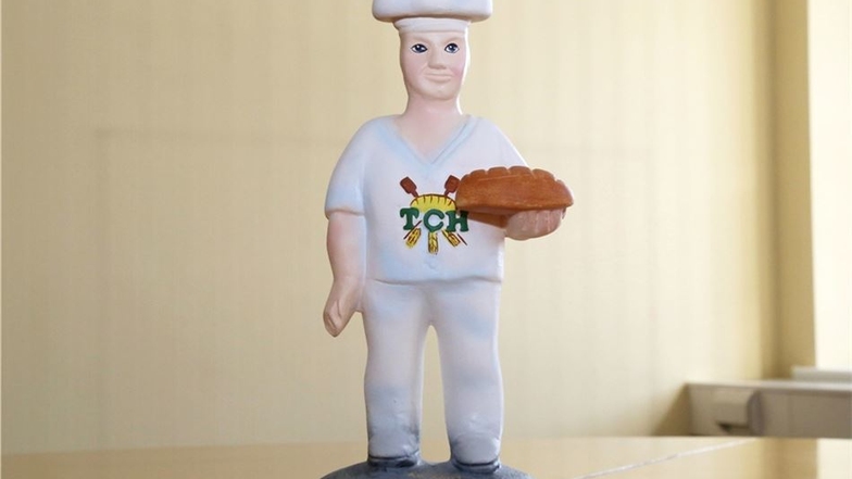 Die Bäckerfigur ist ein Gastgeschenk aus Jawor. Die polnische Partnerstadt ist bekannt für ihre Brotbacktradition.