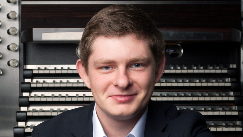 Johannes Krahl ist Organist. Er gewann mit 18 Jahren den Gottfried-Silbermann-Wettbewerb.