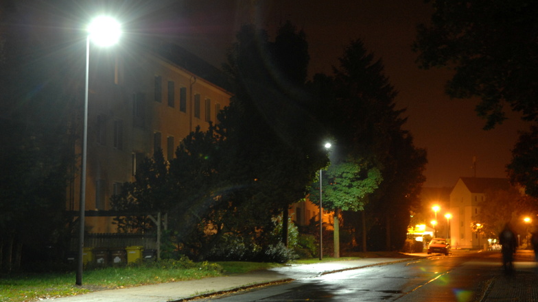 An Hirschfelder Straßen soll die moderne LED-Technik Einzug halten.