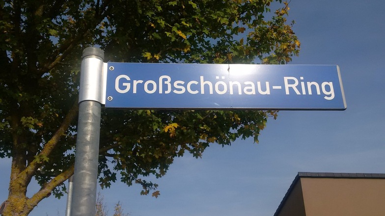 Im 750 Kilometer entfernten Ort Hüfingen in Baden-Württemberg gibt es einen Großschönau-Ring.