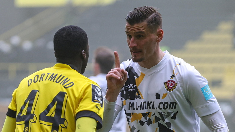 Nicht nur Torschütze und Vorbereiter in Dortmund, sondern auch der mit dem erhobenen Zeigefinger: Dynamos Identifikationsfigur Stefan Kutschke.