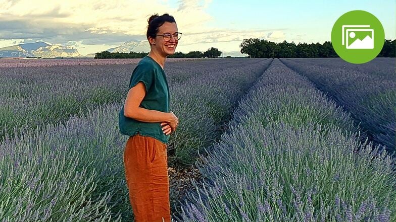 Provence pur: Franka Blumrich in einem Lavendelfeld am Plateau de Valensoles nördlich von Aix-en-Provence.