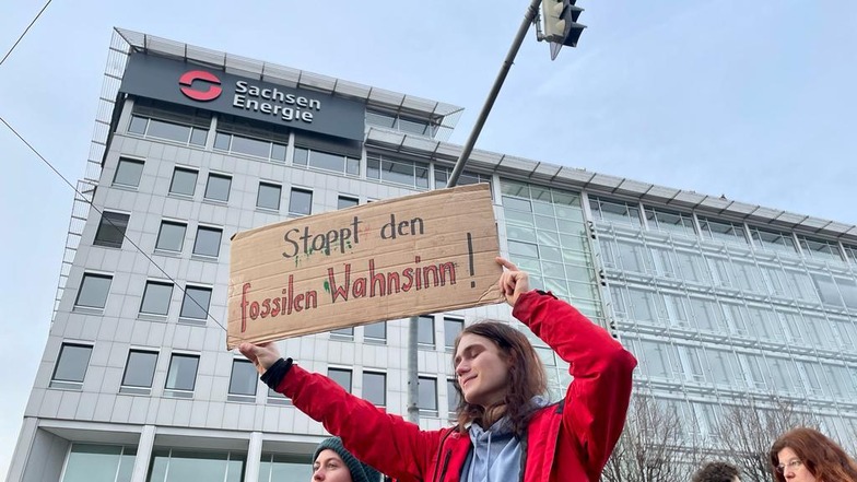 Das Unternehmen Sachsen-Energie ist aus Sicht der Demonstranten der schlimmste Klimasünder in Dresden.