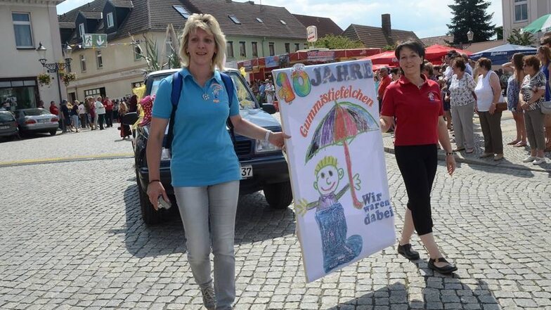 Die Erzieherinnen des Kindergartens "Gummistiefelchen" in Uhsmannsdorf feierten unlängst mit ihren Schützlingen das zehnte Jubiläum ihrer Einrichtung.