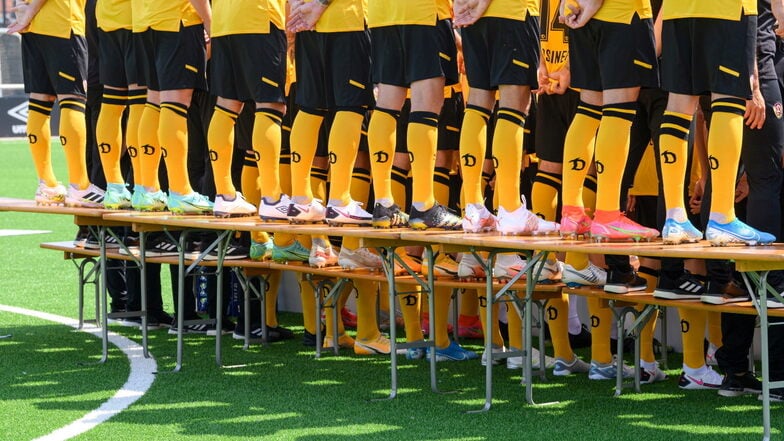 Dynamo Dresden startet am 21. Juli mit den sportmedizinischen Untersuchungen in die Vorbereitung. Noch ist unklar, wie die Mannschaft in der neuen Saison aussieht.