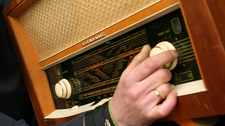 Auch künftig kann am UKW-Regler nach Radiosendern gesucht werden.