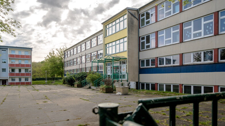 In der Breitscheidschule wird es frühestens ab Sommer 2025 wieder Schulbetrieb geben.