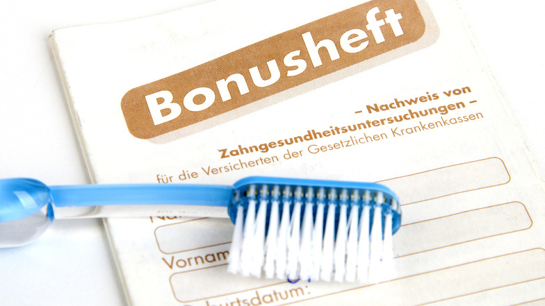 Kassenpatienten wird es freuen: Es gibt Änderungen beim Bonusanspruch und bei den Festzuschüssen für Zahnersatz.