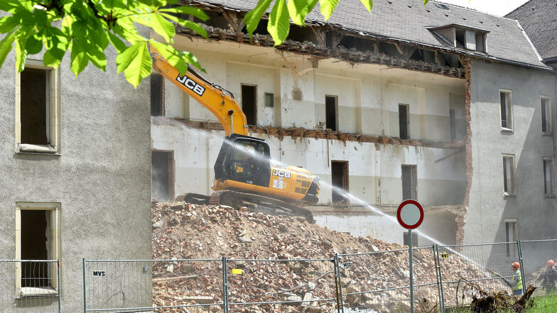 Der Villingenring 2 in Zittau wird abgerissen.