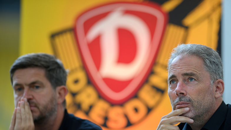 Ralf Becker (l.) und Jürgen Wehlend haben entschieden, ob ungeimpfte Spieler von Dynamo im Quarantäne-Fall auf ihr Gehalt verzichten müssen oder nicht.