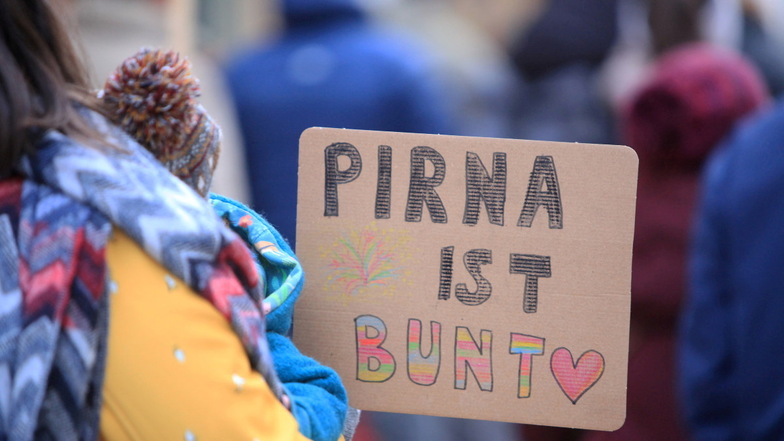 Wegen OB-Vereidigung: Bündnis demonstriert für „Pirna ist bunt!“