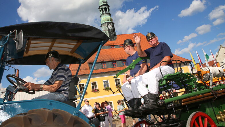 Die Feuerwehr von Polenz zeigte ebenfalls eine historische Handdruckspritze.