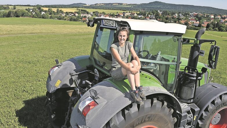 Traktorfahrern ist für die 20-jährige Elisa Eichler eine leichte Übung.