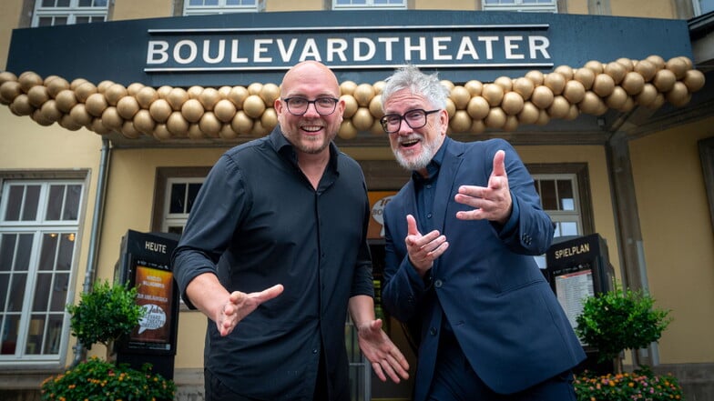 Marten Ernst und Olaf Becker feiern das Zehnjährige ihres Boulevardtheaters mit Vorfreude auf die nächsten zehn Jahre. Schon bald knallt bei ihnen die Flinte des Försters.