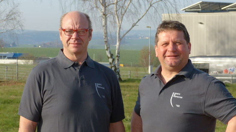 Walter Stuber und Dirk Eckart (v.l.) von der Gemeinhardt Service GmbH in Roßwein.
