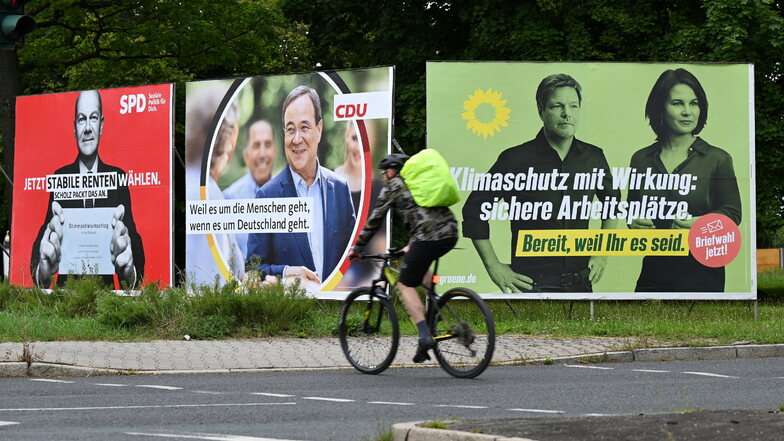 Ein Bündnis von SPD und Grünen mit der Linken ist laut ZDF-Politbarometer vom Freitag die unbeliebteste der möglichen Koalitionen nach der Bundestagswahl am 26. September.