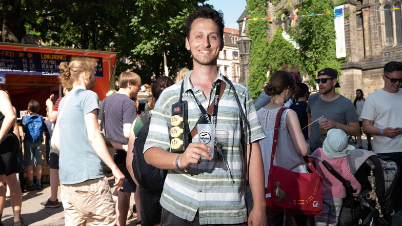 Mini-BRN-Organisator Paul-Noah Brunn im Juni auf dem Martin-Luther-Platz beim "Bunten Sommer Neustadt".
