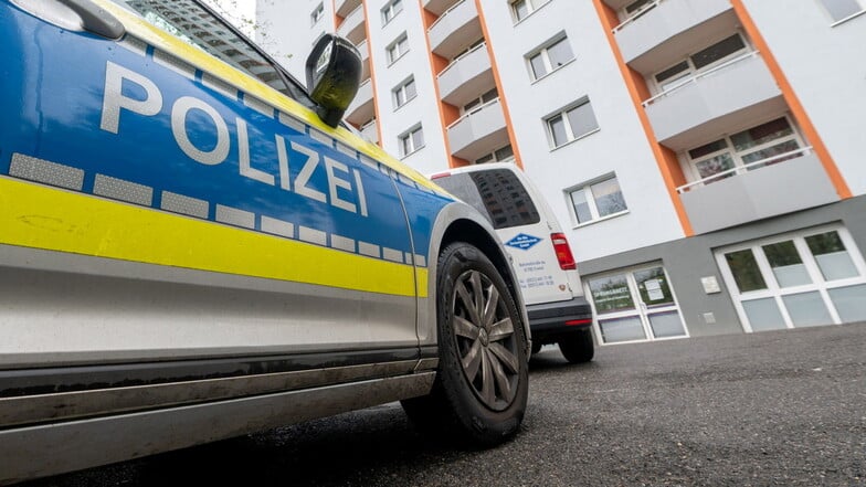 Polizeieinsatz nach Schüssen in Dresdner Wohnung