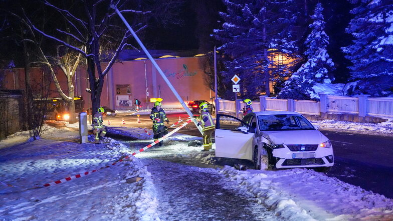 Die Polizei sucht Zeugen zu diesem Verkehrsunfall, der sich am 15. Dezember 2022 in Kirschau ereignet hat.