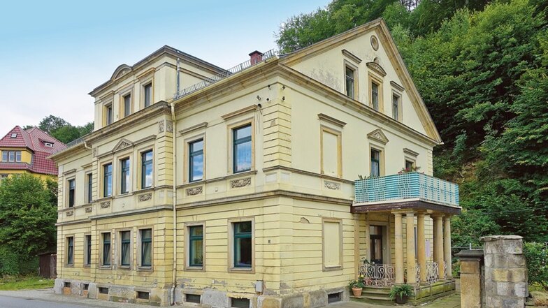 Denkmalg. Mehrfamilienhaus in Königstein / Mindestgebot 25.000 Euro