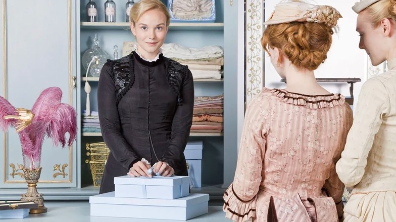 "The Paradise" setzt auf viktorianischen Downton-Abby-Charme. Doch die Serie aus der ZDF-Mediathek erzählt statt von Adeligen vor allem von Denise (Joanna Vanderham) und der Belegschaft eines Kaufhauses, ihren Freuden, ihren Leiden, ihren Intrigen.
