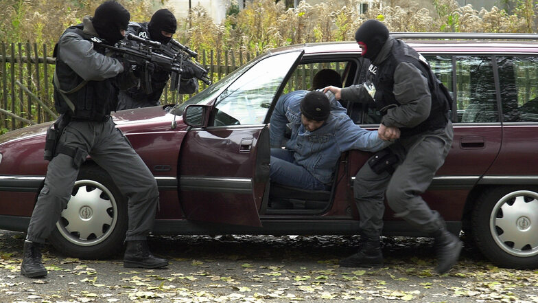 Die Bundespolizei bekämpft - wie hier bei einer Übung in Zittau - Grenzkriminalität.