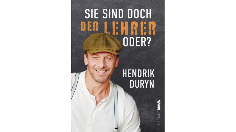 Hendryk Duryn unterhält zur Frauentagslesung in Hartha mit Episoden aus seinem Buch.
